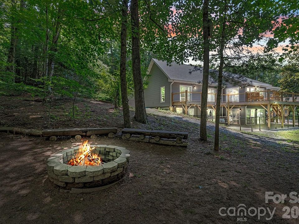 1st image of 153 Skyview Cir