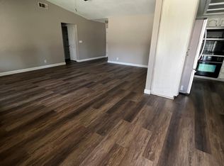 2304 4th St, Sanger, CA 93657