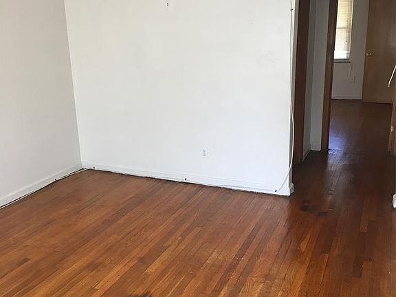 5th image of 2901 Cypress St