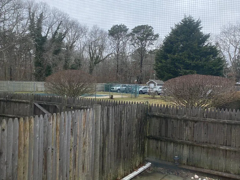 Captain Cook Ln — Photo 15