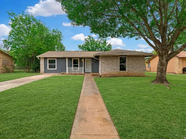 1508 CHESTNUT DR, Schertz, TX 78154