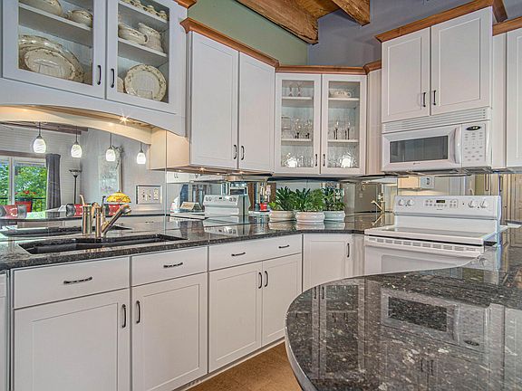 3rd image of 110 N Harbor Dr Unit 311