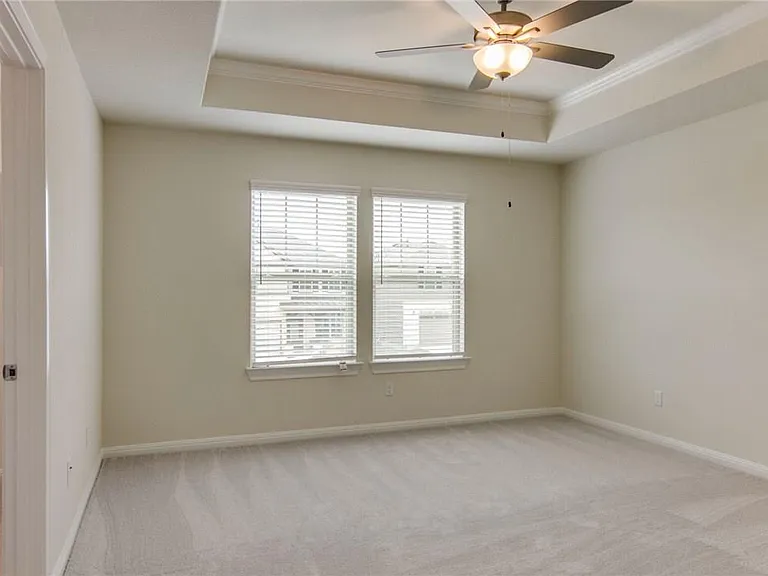 15912 Windroot St — Photo 18