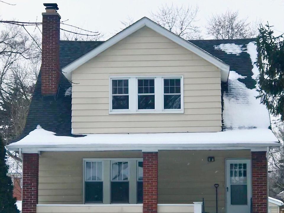 1st image of 1529 N Washington Ave #1
