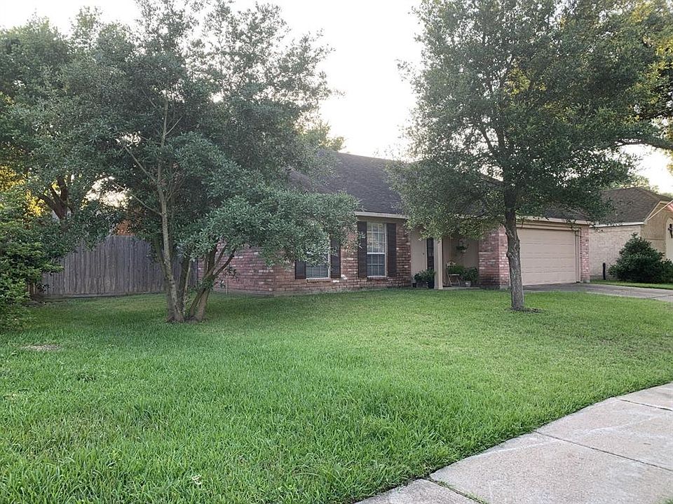 1st image of 1502 Park Wind Dr