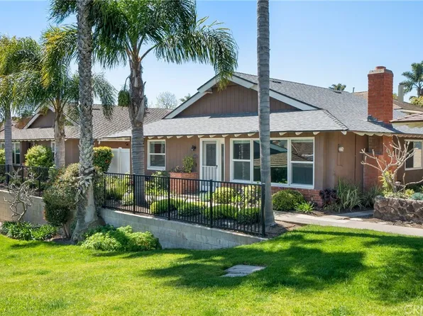 16912 Canyon Ln, Huntington Beach, CA 92649