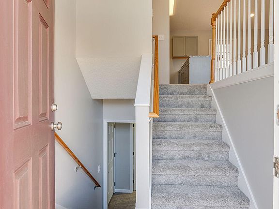 5th image of 1323 Meadow Creek Ln