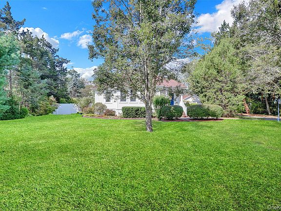2nd image of 1606 Grundy Avenue