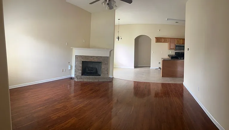 1173 Casentino St — Photo 11