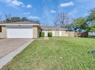 4902 Glenvalley Dr, La Porte, TX 77571