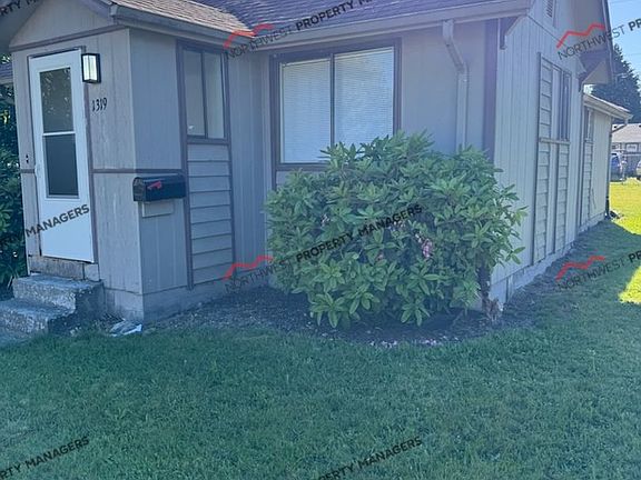 2nd image of 1319 Oxford Ave