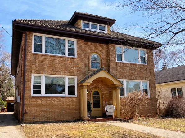 2123 Douglas St, Rockford, IL 61103