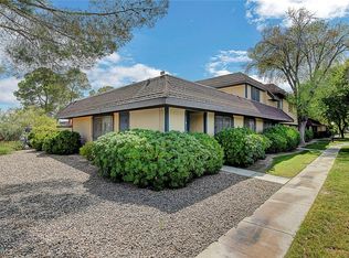 6138 Meadowhaven Ln, Spring Valley, NV 89103