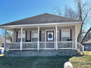 105 New St, Troy, AL 36081