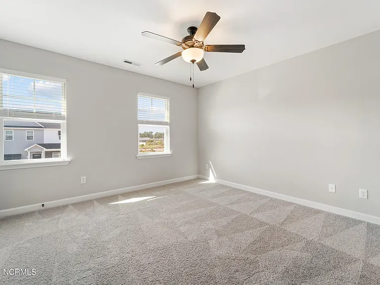 18 Catalina Cir — Photo 18