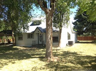 105 N Newport Ave, Hines, OR 97738