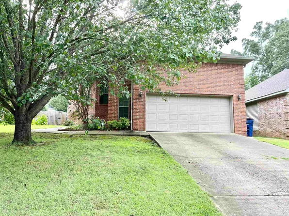 6 Green Oaks Cv, Maumelle, AR 72113