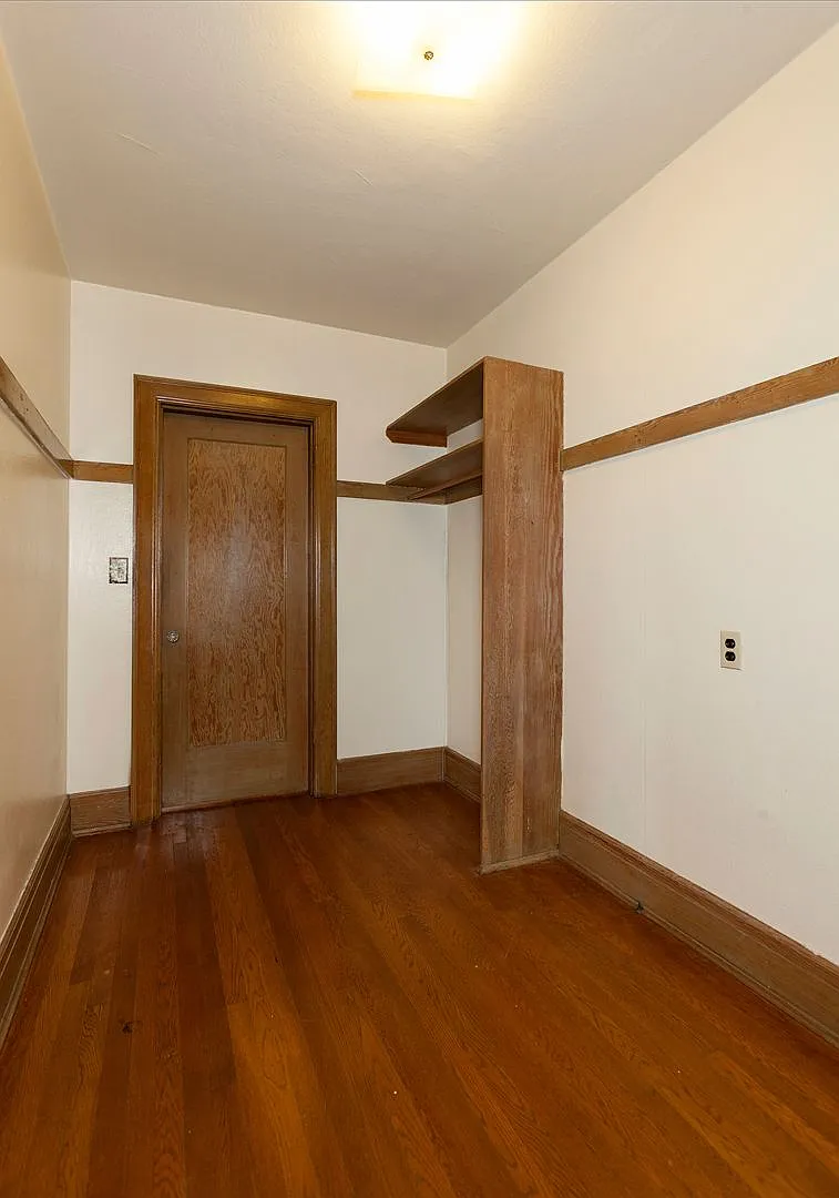 St. Helens Apartments — Photo 3