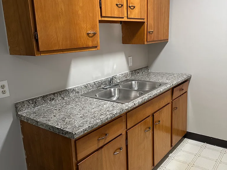 9495 Reading Rd — Photo 18