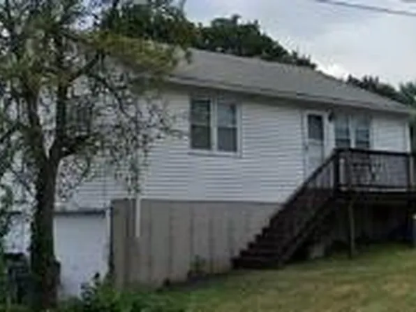 224 Marshall Ave, Cumberland, RI 02864