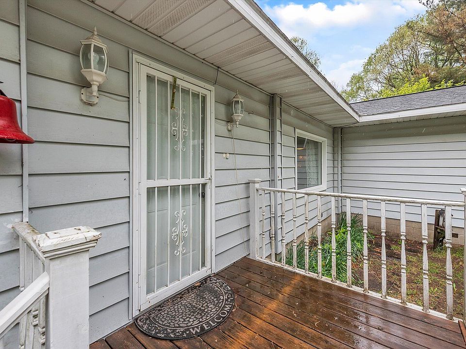 66 68th St, South Haven, MI 49090 Zillow