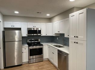 12179 Sanibel Ct, Reston, VA 20191