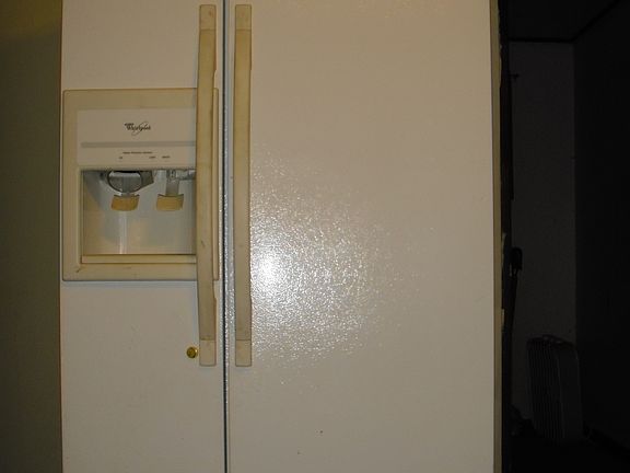 Fridge stays with house