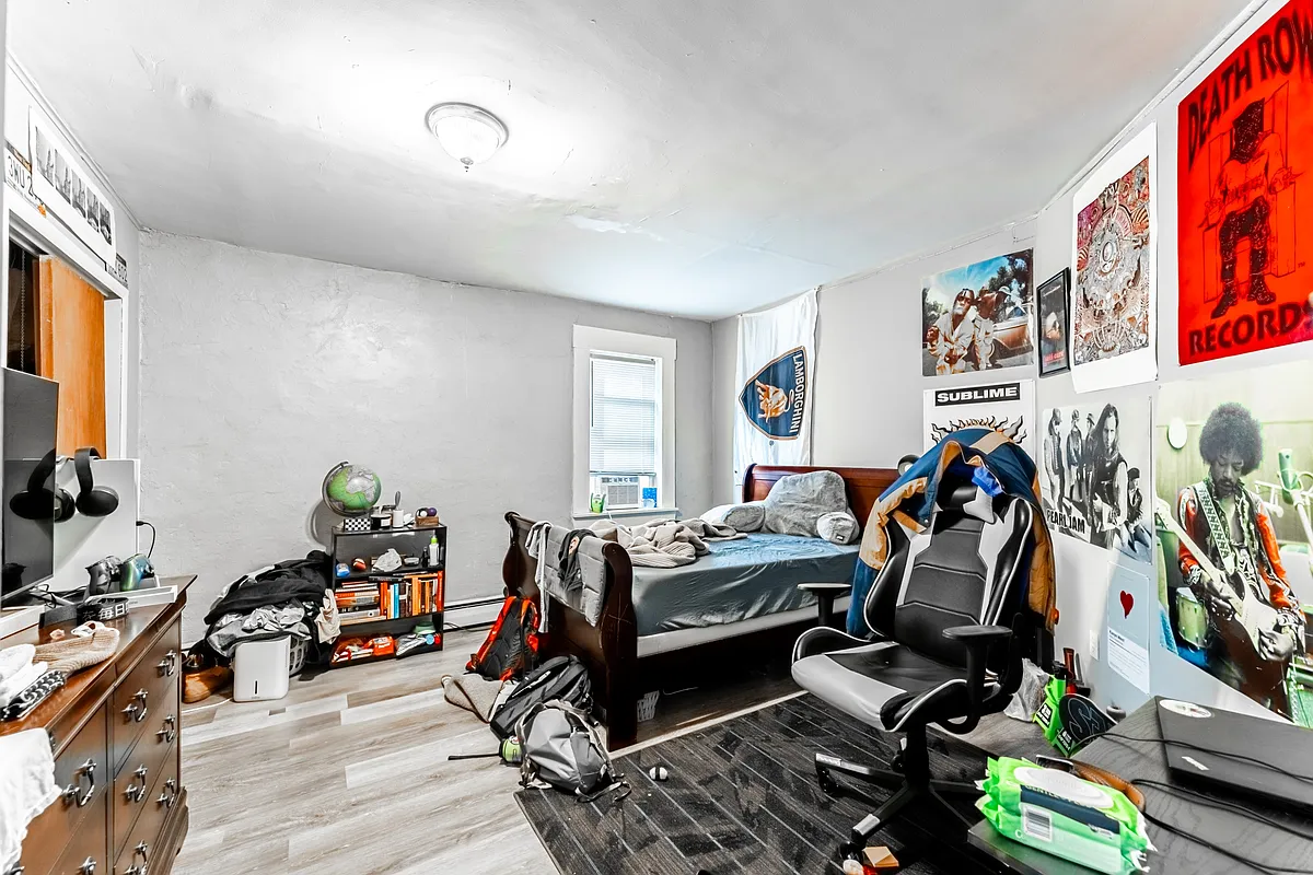 Building Photo - 70 High St #B