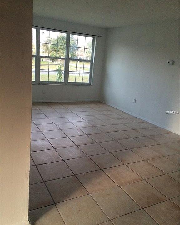 2nd image of 6490 Savannah Pl