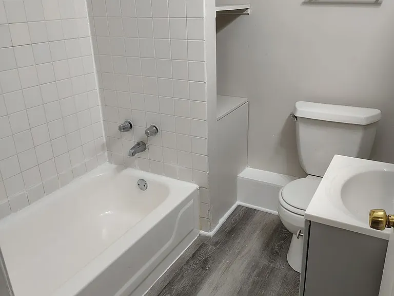 2955 N Spaulding Ave #2F — Photo 9