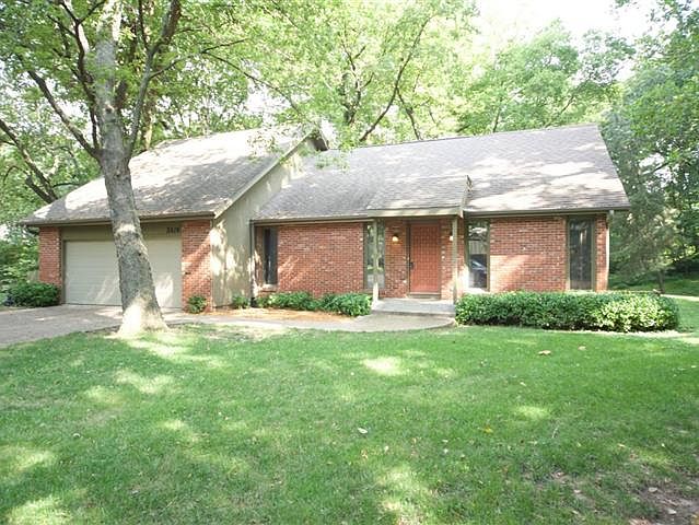 2nd image of 2610 SW Randolph Ct