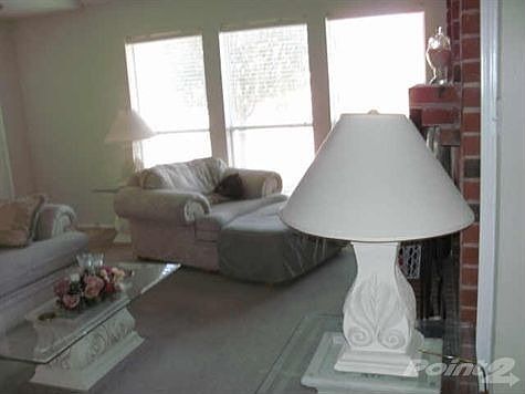 5th image of 7420 Ashcroft Cir