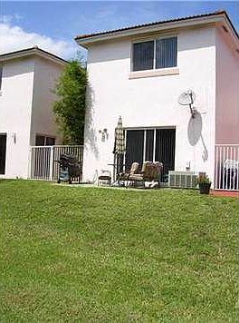 5th image of 7635 Tamarac Island Cir