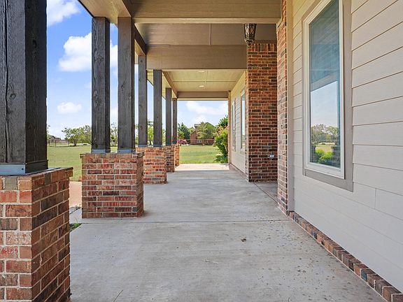 3rd image of 5209 County Road 7910