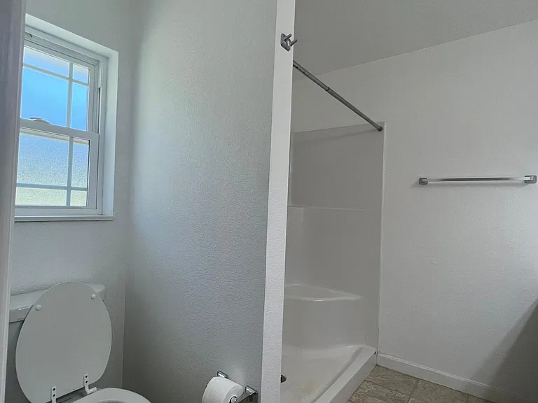 3288 NE Caitlin Ln — Photo 20