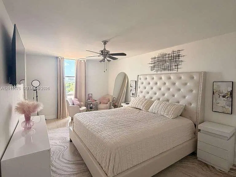 13499 Biscayne Blvd #906 — Photo 16
