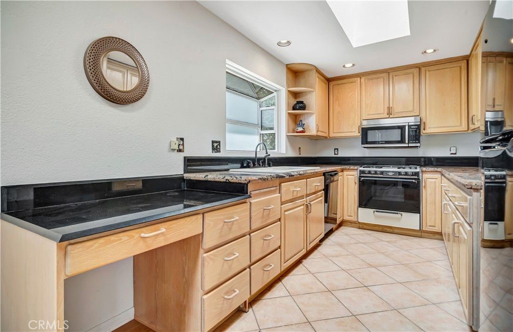 22011 Callado Way, Topanga, CA - More