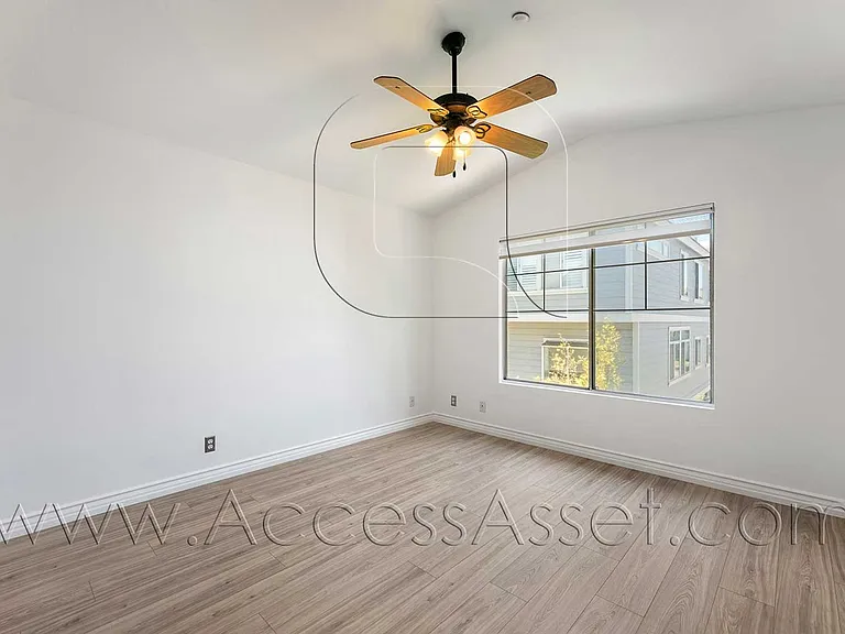 3410 E Salisbury Cir #C — Photo 16