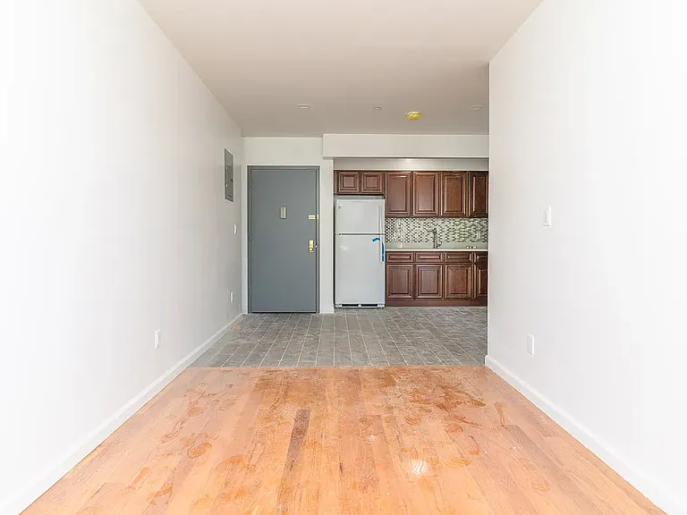 521 45th St #3A — Photo 5
