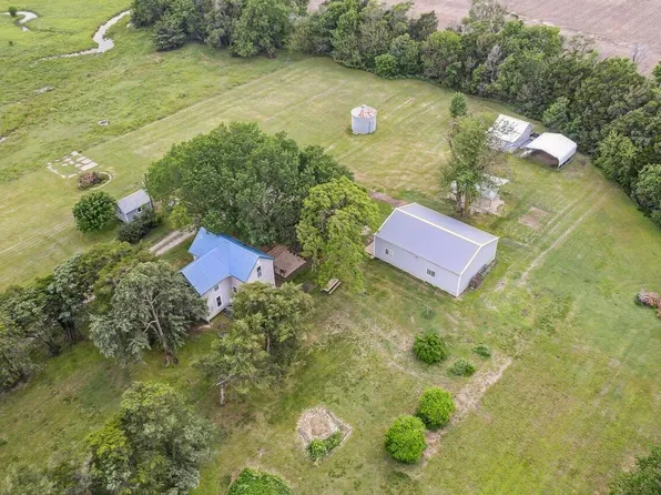 13247 NW Boyer Rd, Burns, KS 66840
