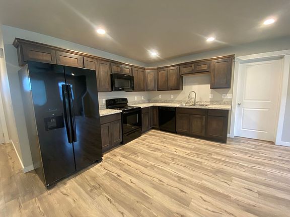3rd image of 1310 Bunson Ln Unit A