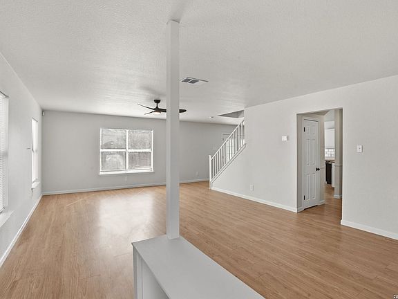 4th image of 8006 Coco Meadow