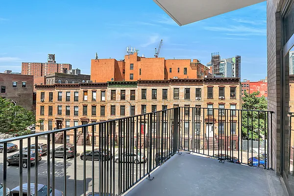 Rented by New York Residence | media 15