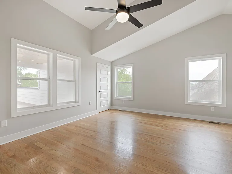 1810B Delta Ave — Photo 32