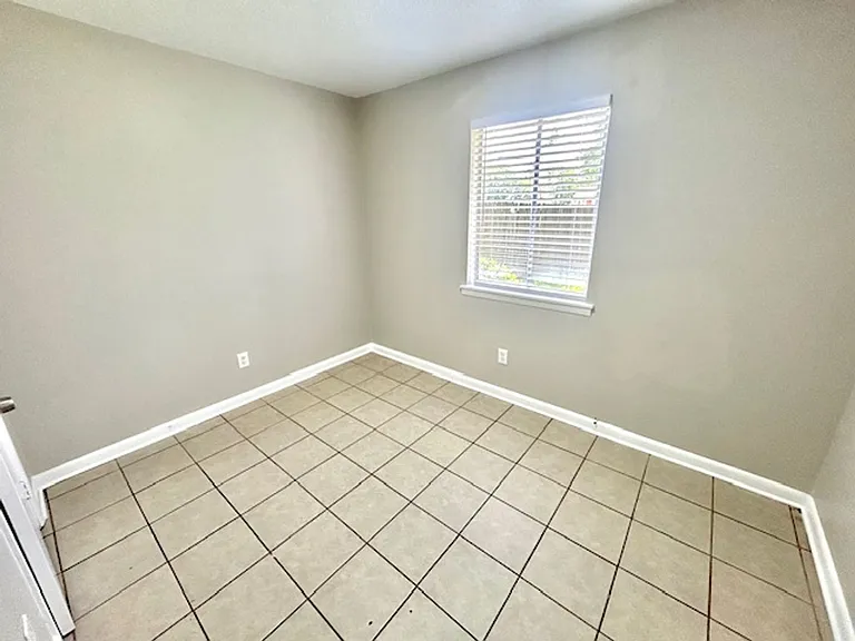 2417 Mount Vernon Rd NW — Photo 14