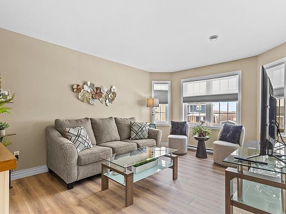 4th image of 75 Hibbs Road