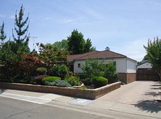 47 36th Way, Sacramento, CA 95819