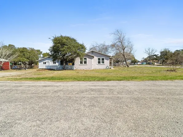 660 S Mccampbell Street, Aransas Pass, TX 78336