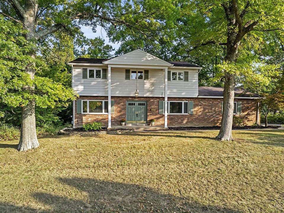 1st image of 380 Brookhaven Ave