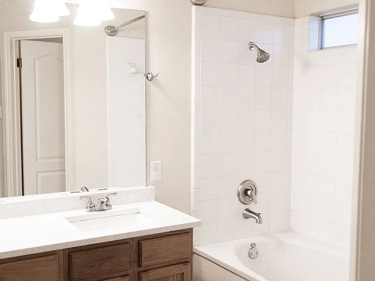 11206 Woodwaters Way — Photo 36